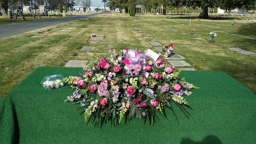 Florist «Village Flowers & Gifts», reviews and photos, 527 W Lodi Ave, Lodi, CA 95242, USA