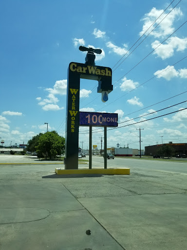 Car Wash «Water Works Car Wash & Oil», reviews and photos, 11802 Perrin Beitel Rd, San Antonio, TX 78217, USA