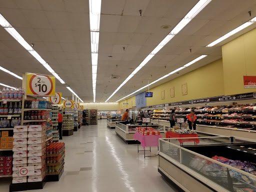 Grocery Store «Winn-Dixie», reviews and photos, 9864 Stringfellow Rd, St James City, FL 33956, USA