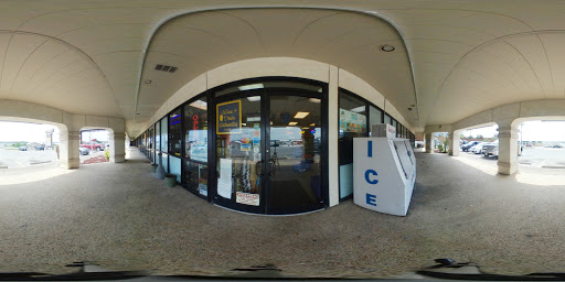 Liquor Store «Lakeside Liquor Llc», reviews and photos, 18100 FM306 #130, Canyon Lake, TX 78133, USA