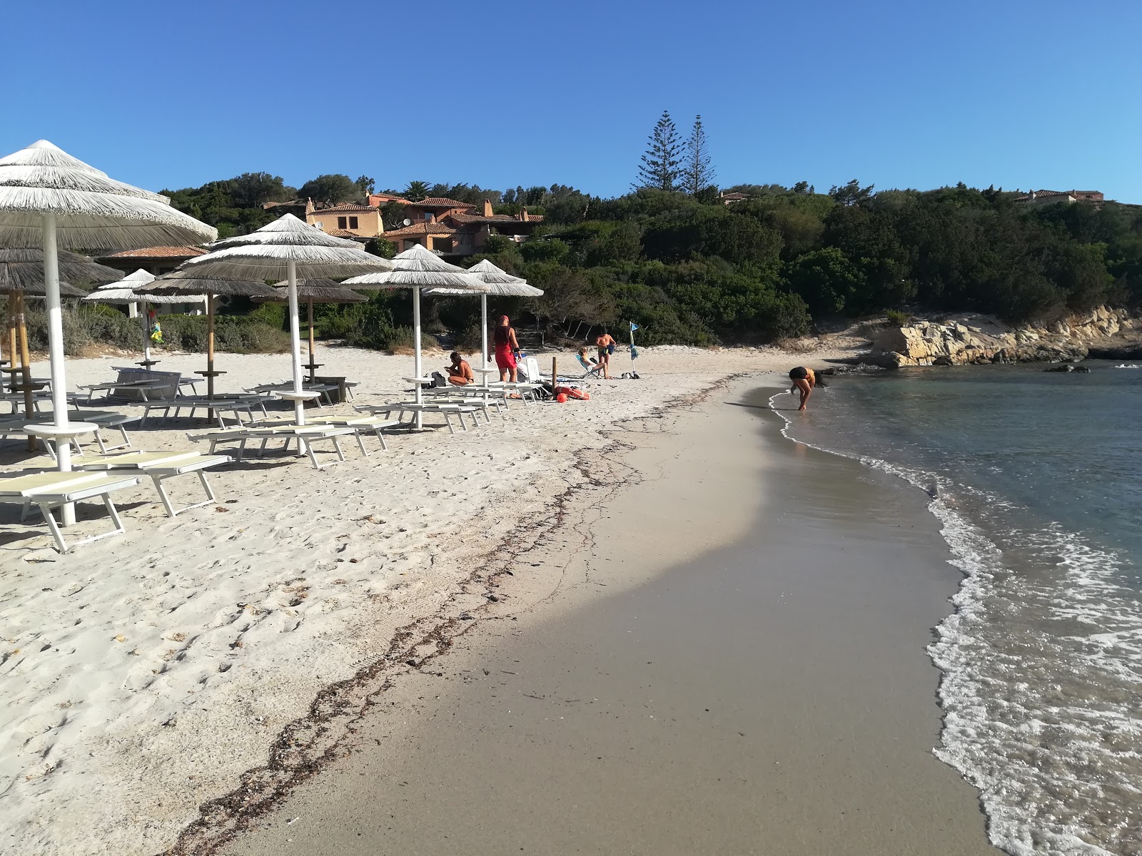 Zdjęcie Spiaggia Cala Granu z powierzchnią niebieska czysta woda