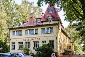 Seeschloss am Bötzsee - Hotel & Hochzeiten am See image