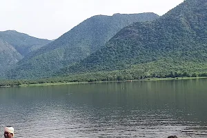 Manjalar Dam image