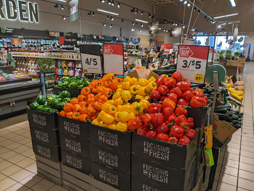 Grocery Store «Giant Food Stores», reviews and photos, 830 N U.S. 15, Dillsburg, PA 17019, USA