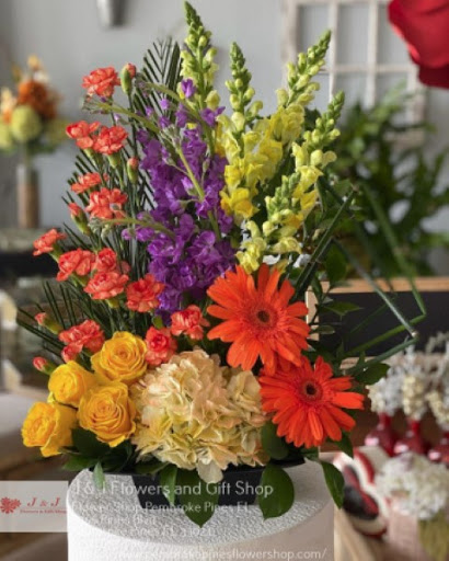 Florist «J & J Flowers and Gifts Shop», reviews and photos, 8366 Pines Blvd, Pembroke Pines, FL 33024, USA