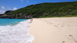 Photo de Gouverneur beach avec baie spacieuse