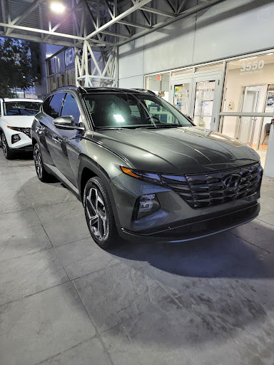 Hyundai Dealer «Rick Case Hyundai Davie», reviews and photos, 3550 Weston Rd, Davie, FL 33331, USA