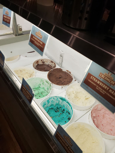 Restaurant «Browndog Treats, Drinks, & Eats», reviews and photos, 120 E Main St, Northville, MI 48167, USA