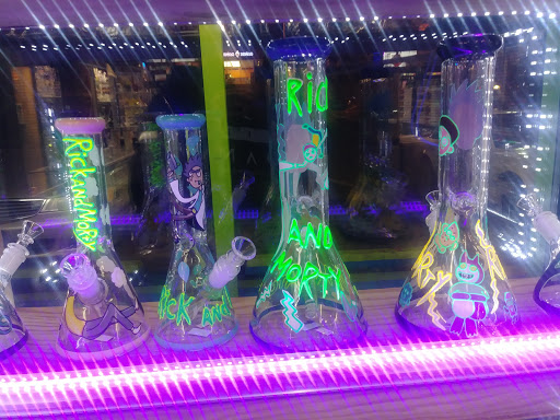 Tobacco Shop «Burien Smoke Shop», reviews and photos, 12822 Ambaum Blvd SW, Burien, WA 98146, USA