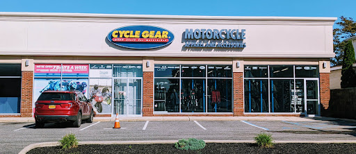 Motorcycle Parts Store «Cycle Gear», reviews and photos, 137 N Broadway, Hicksville, NY 11801, USA