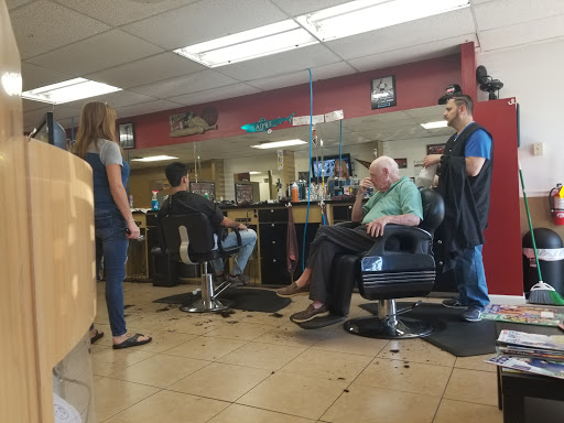 Barber Shop «Barbers & Beer, Women & Wine Barbershop», reviews and photos, 503 Northlake Blvd, North Palm Beach, FL 33408, USA