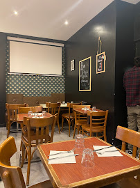 Atmosphère du Restaurant italien Pizza e Fichi à Paris - n°6