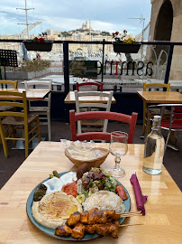 Plats et boissons du Restaurant Yasmine Vieux Port à Marseille - n°3