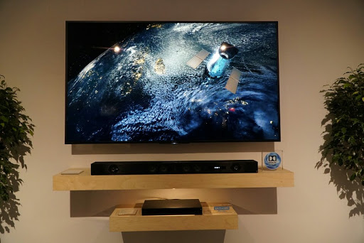 Electronics Store «Video & Audio Center - Agoura Hills», reviews and photos, 28501 Canwood St, Agoura Hills, CA 91301, USA