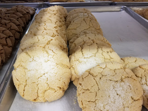 Shopping Mall «Hillcrest Shopping Center», reviews and photos, 1701 N Larkin Ave, Crest Hill, IL 60403, USA