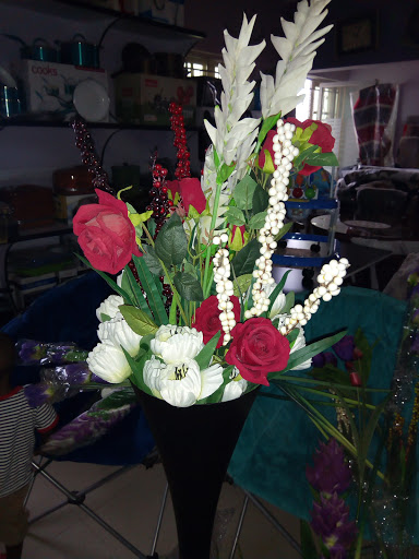 Elshaddai Home Collection, along tipper garage new akala way, Ibadan, Nigeria, Florist, state Osun