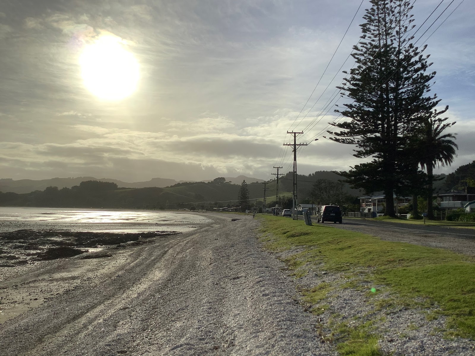 Photo de Kawakawa Bay et le règlement