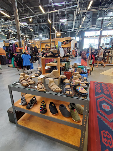 Camping Store «REI», reviews and photos, 350 Independence Blvd, Virginia Beach, VA 23462, USA