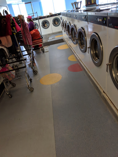 Laundromat «Valley Fair Laundry Center», reviews and photos, 896 Springfield Ave, Irvington, NJ 07111, USA