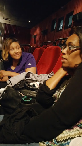 Movie Theater «Goodrich Kalamazoo 10», reviews and photos, 820 Maple Hill Dr, Kalamazoo, MI 49009, USA