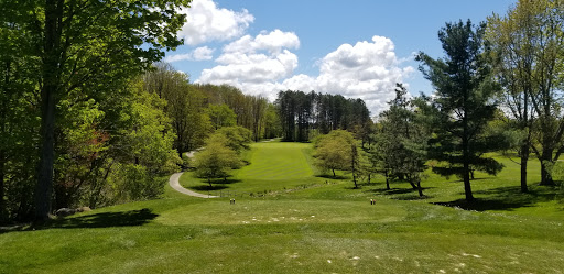 Public Golf Course «St Denis Golf Club & Party Center», reviews and photos, 10660 Chardon Rd, Chardon, OH 44024, USA