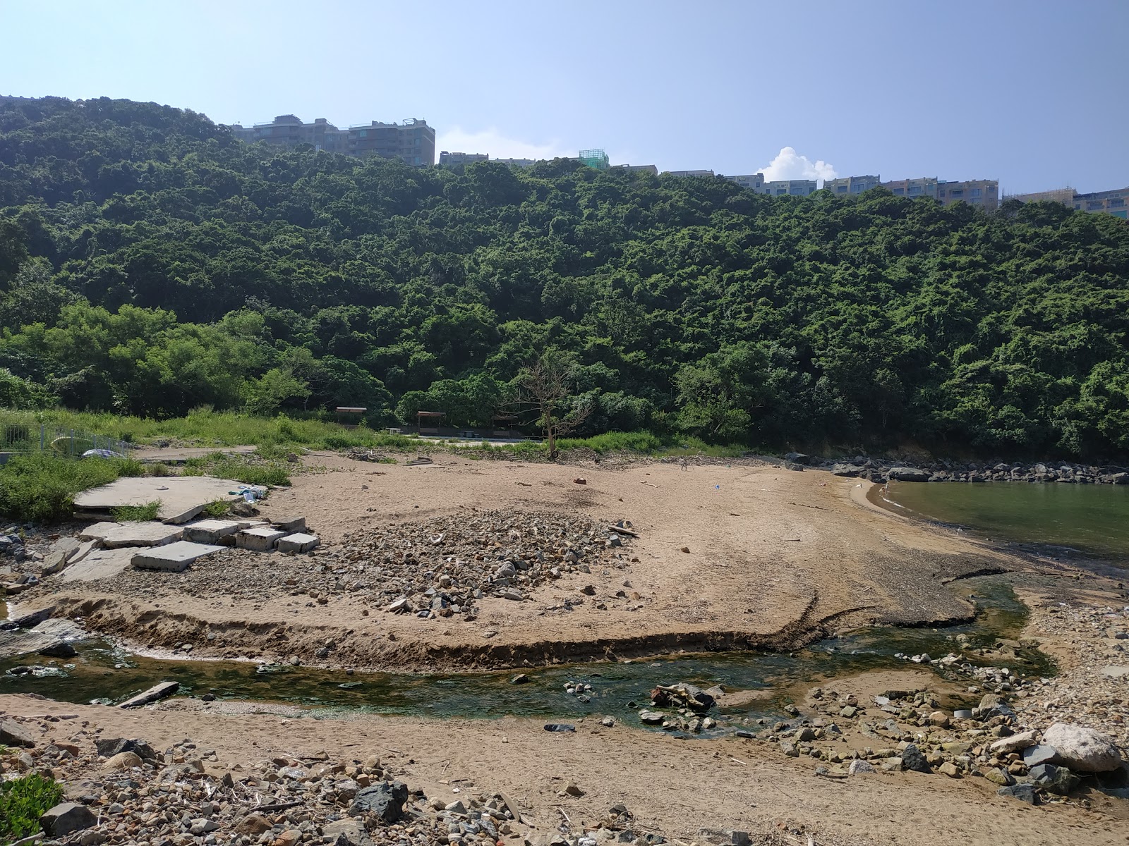Foto von Sheung Sze Wan Beach mit etwas sauber Sauberkeitsgrad