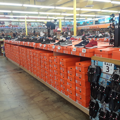Shoe Store «Shoe City», reviews and photos, 4450 Firestone Blvd, South Gate, CA 90280, USA