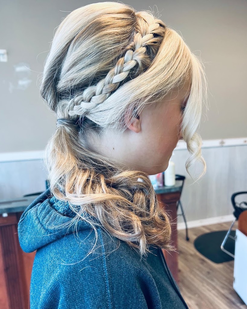 Splashes Salon 08087