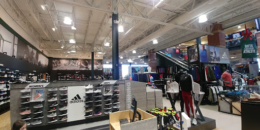 DICK'S Sporting Goods