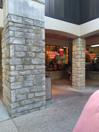 Bakery «The Original Goodie Shop», reviews and photos, 2116 Tremont Center, Upper Arlington, OH 43221, USA