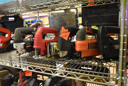 Pawn Shop «Money & More», reviews and photos, 1025 S Riverside Dr, Iowa City, IA 52246, USA