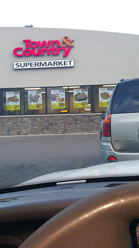 Meat Wholesaler «Town & Country Supermarket», reviews and photos, 1824 Portage Street, Kalamazoo, MI 49001, USA