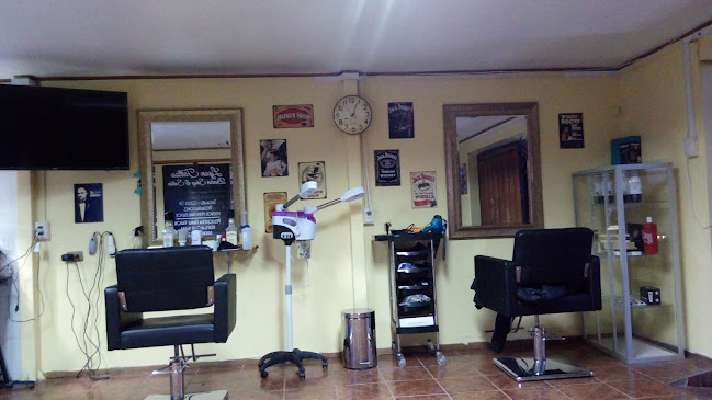 Lyon Tattoo Barber Shop - Barbería