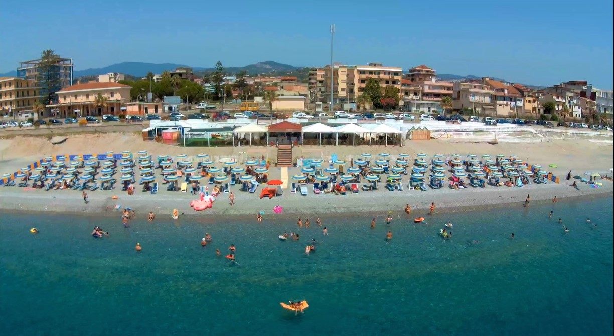 Zdjęcie Bovalino Marina beach obszar kurortu nadmorskiego