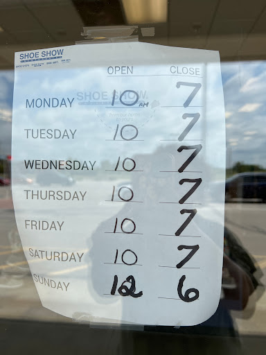 Shoe Store «Shoe Dept.», reviews and photos, 14910 OH-58 #6, Oberlin, OH 44074, USA