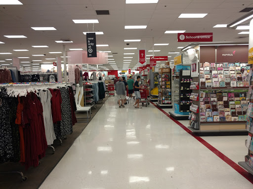 Department Store «Target», reviews and photos, 2000 W Waters Rd, Ann Arbor, MI 48103, USA