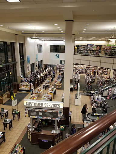 Book Store «Barnes & Noble», reviews and photos, 791 S Main St, Orange, CA 92868, USA