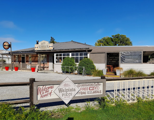 Comments and reviews of Waipiata Country Hotel