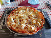 Plats et boissons du Pizzeria Le Capri à Priziac - n°4