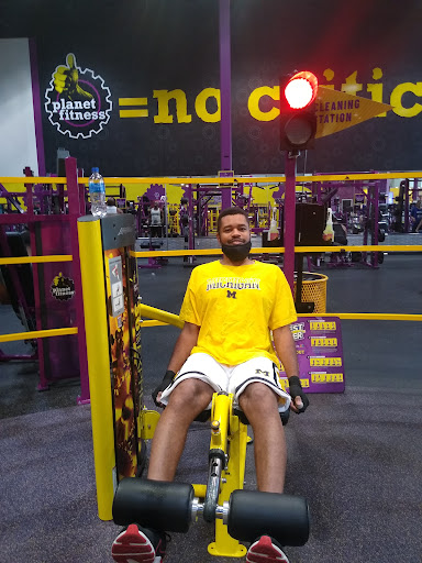 Gym «Planet Fitness», reviews and photos, 13151 W 10 Mile Rd, Oak Park, MI 48237, USA