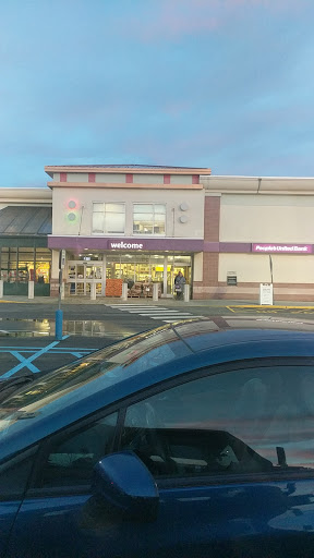 Shopping Mall «Beach Shopping Center», reviews and photos, 1831 Main St, Peekskill, NY 10566, USA