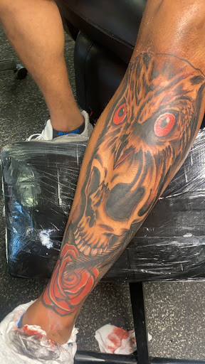 Explore family silhouette tattoo ideas, creative tattoo ideas in Jacksonville, available at Renegade Art Studio LLC