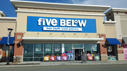 Variety Store «Five Below», reviews and photos, 30 Highland Common E, Hudson, MA 01749, USA