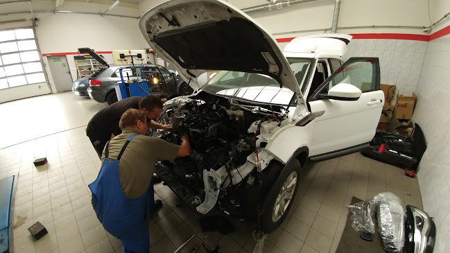 Gliniana 27, 64-920 Piła