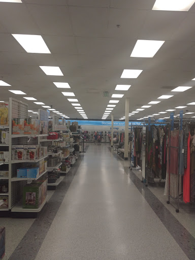 Clothing Store «Ross Dress for Less», reviews and photos, 1235 N Peachtree Pkwy, Peachtree City, GA 30269, USA