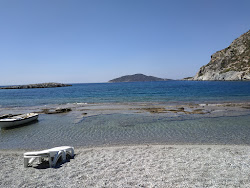 Paralia Tsopela'in fotoğrafı - rahatlamayı sevenler arasında popüler bir yer