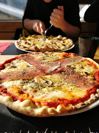 Pizza du Restaurant Le Napoleon à Val-Cenis - n°5