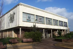 Doncaster Museum and Art Gallery image