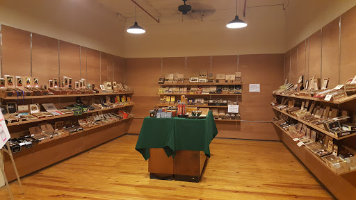 Tobacco Shop «Leaf Only», reviews and photos, 440 Middlefield St, Middletown, CT 06457, USA