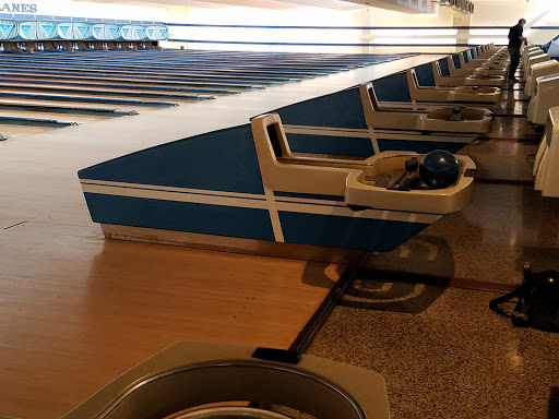 Bowling Alley «Tampa Lanes Inc», reviews and photos, 8105 N Dale Mabry Hwy, Tampa, FL 33614, USA